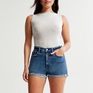 Abercrombie Curve Love High Rise Mom Short